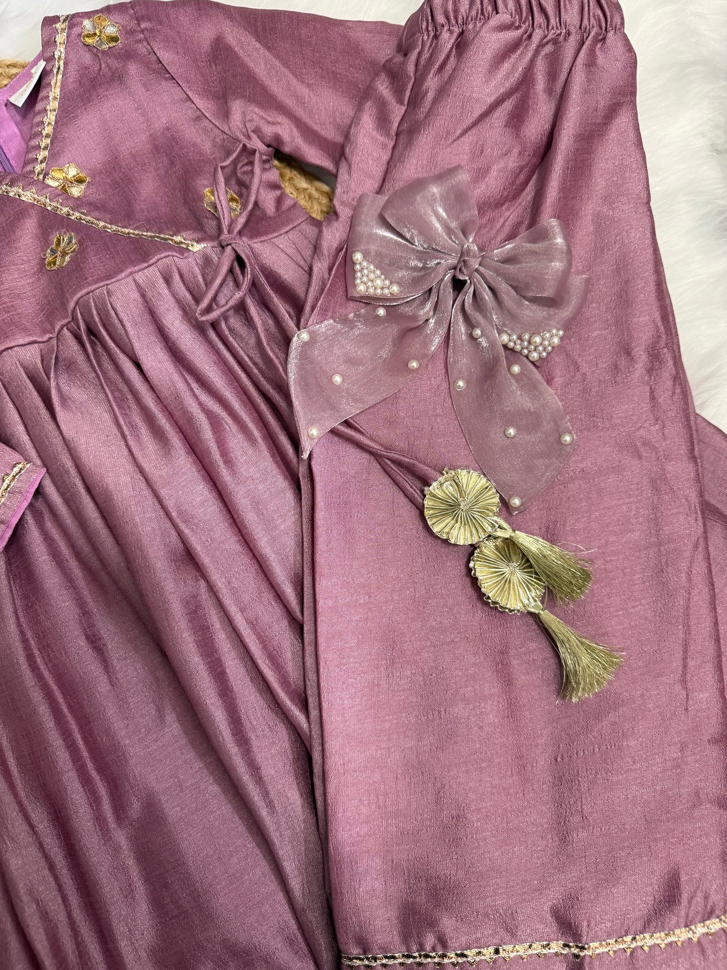 Aafia - Mauve with sleeves