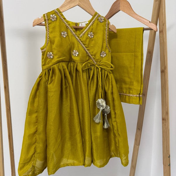 Aafia - Munsell Yellow